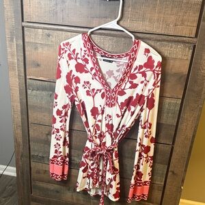 BCBGMaxAzria Red and Cream Patterned Blouse